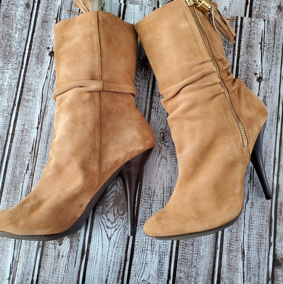NWOT Michael Kors Vienna Suede Tassel Boot, Flaws - Picture 2 of 10